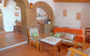 TV, fireplace - Cortijo A. Navas in Frigiliana (Frigiliana)