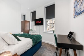 2 habitaciones, tabla de planchar con plancha y wifi gratis