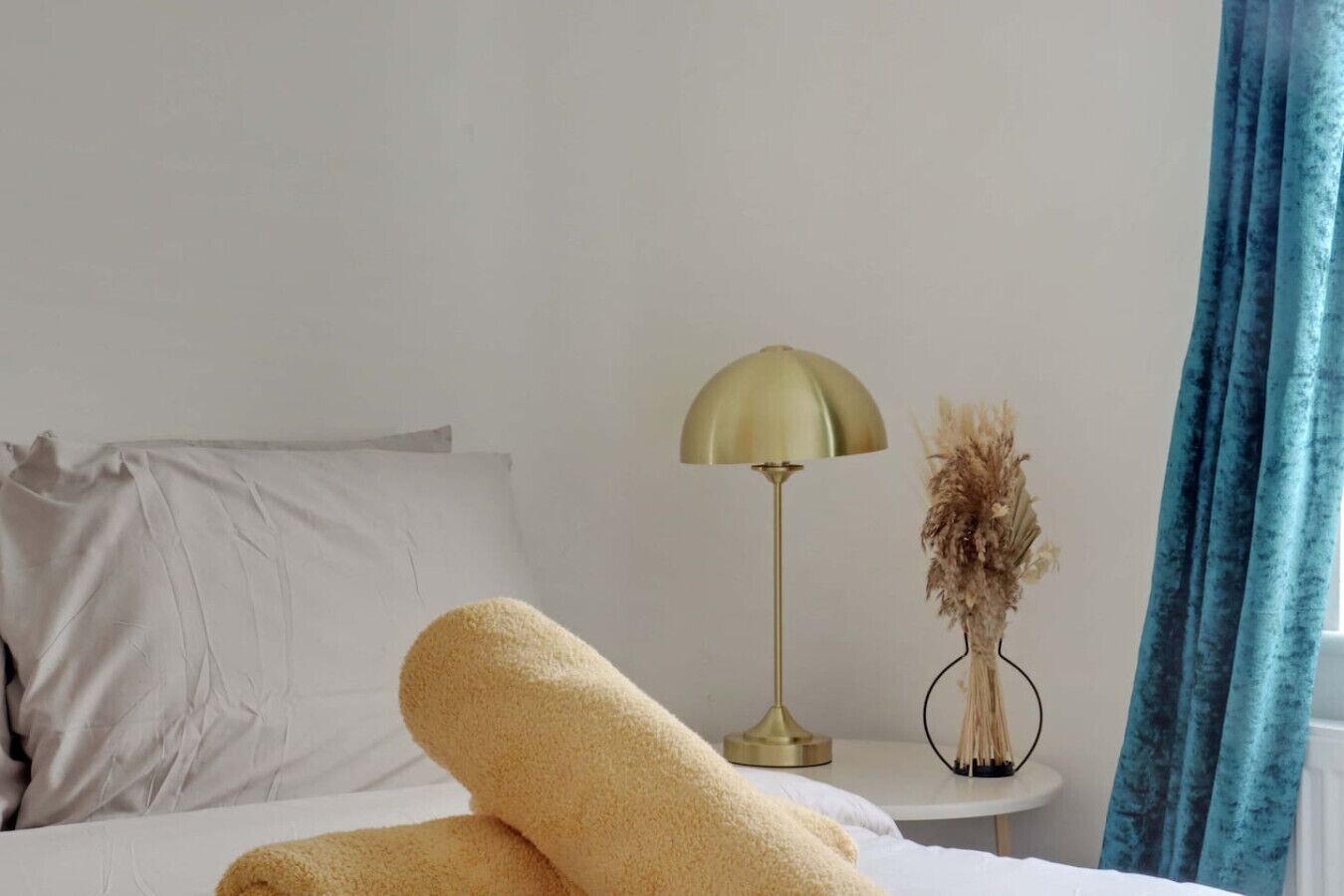 4 bedrooms, iron/ironing board, travel cot, WiFi