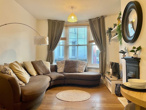 Beautiful 2-bed Apartment In The Heart Of The City
