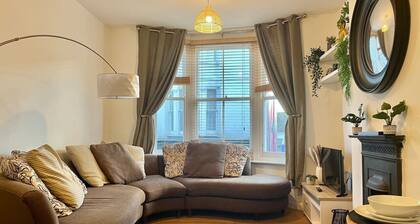 Beautiful 2-bed Apartment In The Heart Of The City