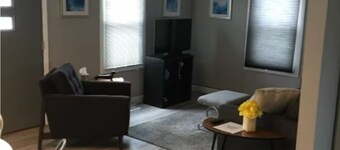 Charming 1-bedroom house with WiFi and AC in fabulous Wolverine Lake