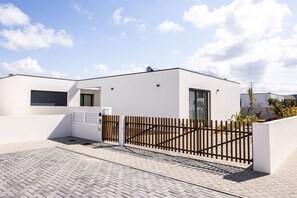 Exterior - Vale Paraíso Villa - BY SCH (São Martinho do Porto)