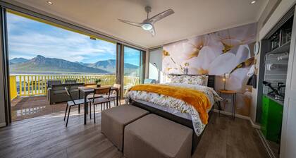 Dreamview Lodge @ The Butterfly Villa in Pringle Bay with breathtaking views