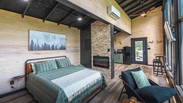 1 bedroom, bed sheets