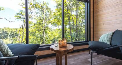 RIVER and SKY Cabin; Hot Tub
