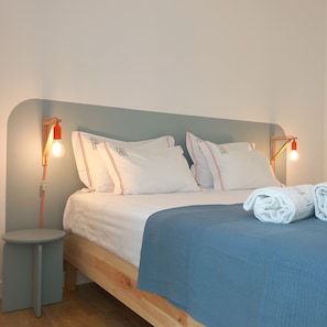 3 bedrooms, iron/ironing board, travel cot, free WiFi