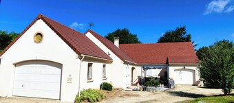 Maison tout conforts avec terrasse et jardin