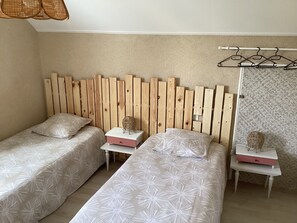 5 間睡房、床單