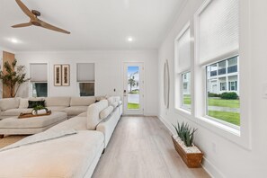 Casa, várias camas (224 W Willow Mist Rd) | Parte interna