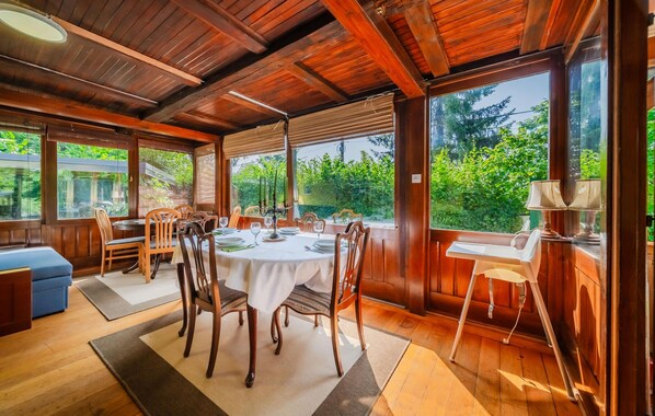 Dining - Stunning home in Brest Pokupski (Brest Pokupski)