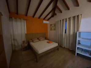 3 chambres, fer et planche à repasser, Wi-Fi, literie fournie