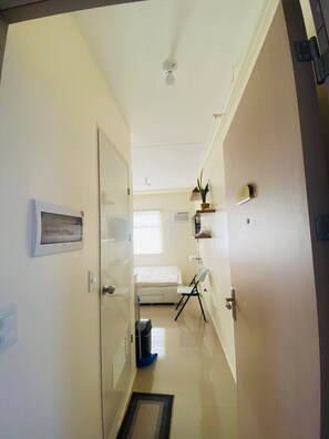 Shared Dormitory, 1 Bedroom, Accessible, City View | 1 bedroom - Room-fully Furnished Condo for Rent! (Quezon City)