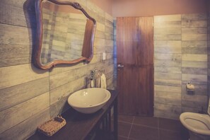 Bathroom - La Caballeriza Posada Boutique (San Rafael)