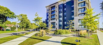 2-bedroom plus Den condo in enjoyable Toronto with WiFi, AC