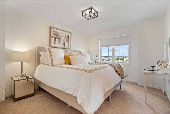 2 bedrooms, iron/ironing board, free WiFi, wheelchair access
