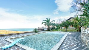 Unclassified image, 3 of 26, button - Stunning home in Montepaone (Montepaone)
