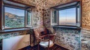 Unclassified image, 5 of 26, button - Stunning home in Montepaone (Montepaone)