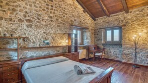 Unclassified image, 2 of 26, button - Stunning home in Montepaone (Montepaone)