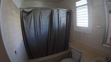 Kamar, 1 kamar tidur, Boleh Merokok, balkon | Kamar mandi