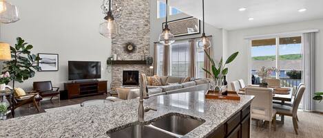 TV connectée, cheminée