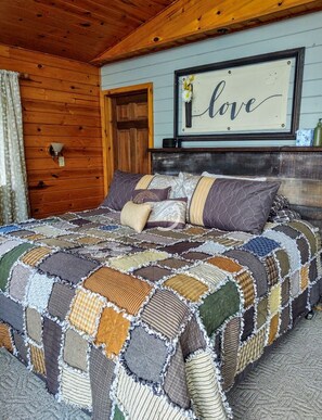 6 bedrooms, WiFi, bed sheets