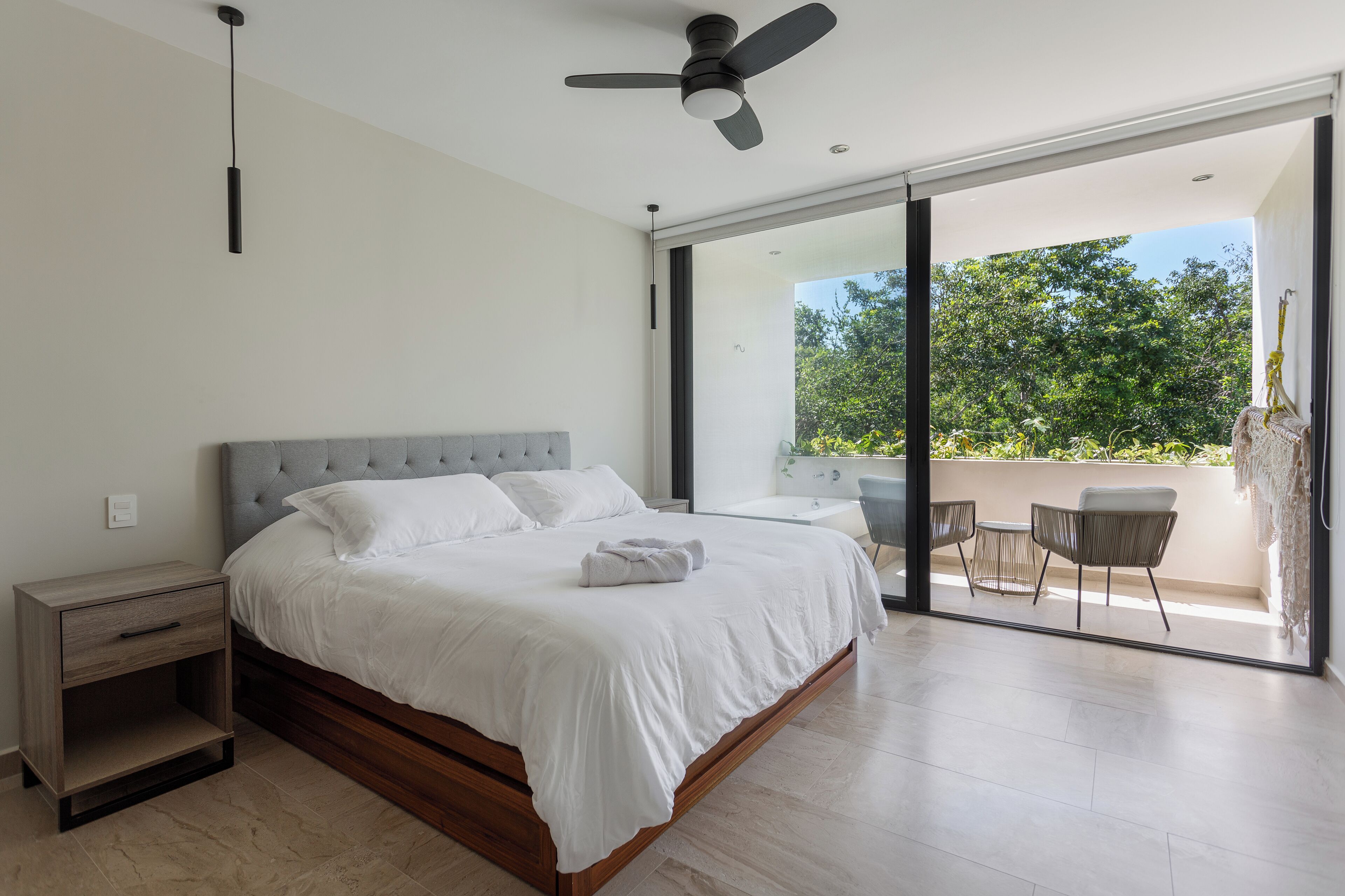 Deluxe House, Balcony, Garden View | In-room safe, blackout curtains, iron/ironing board, free WiFi