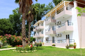 Exterior - CAVOS BEACH HOUSE (Corfu)