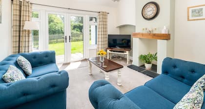 Chilterns Farm Cottage Hideaway | Pass the Keys