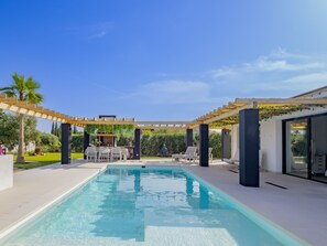 Pool - Cubo's Villa Palmera for Adults / private pool / adults only / free Wi-Fi (Alhaurín el Grande)