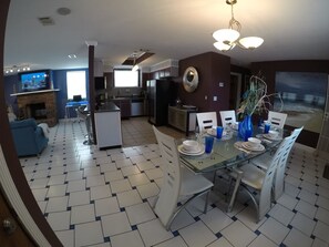 Dining - Wow! Across the street from the beach.  Right on Atlantic Ave. (Daytona Beach)