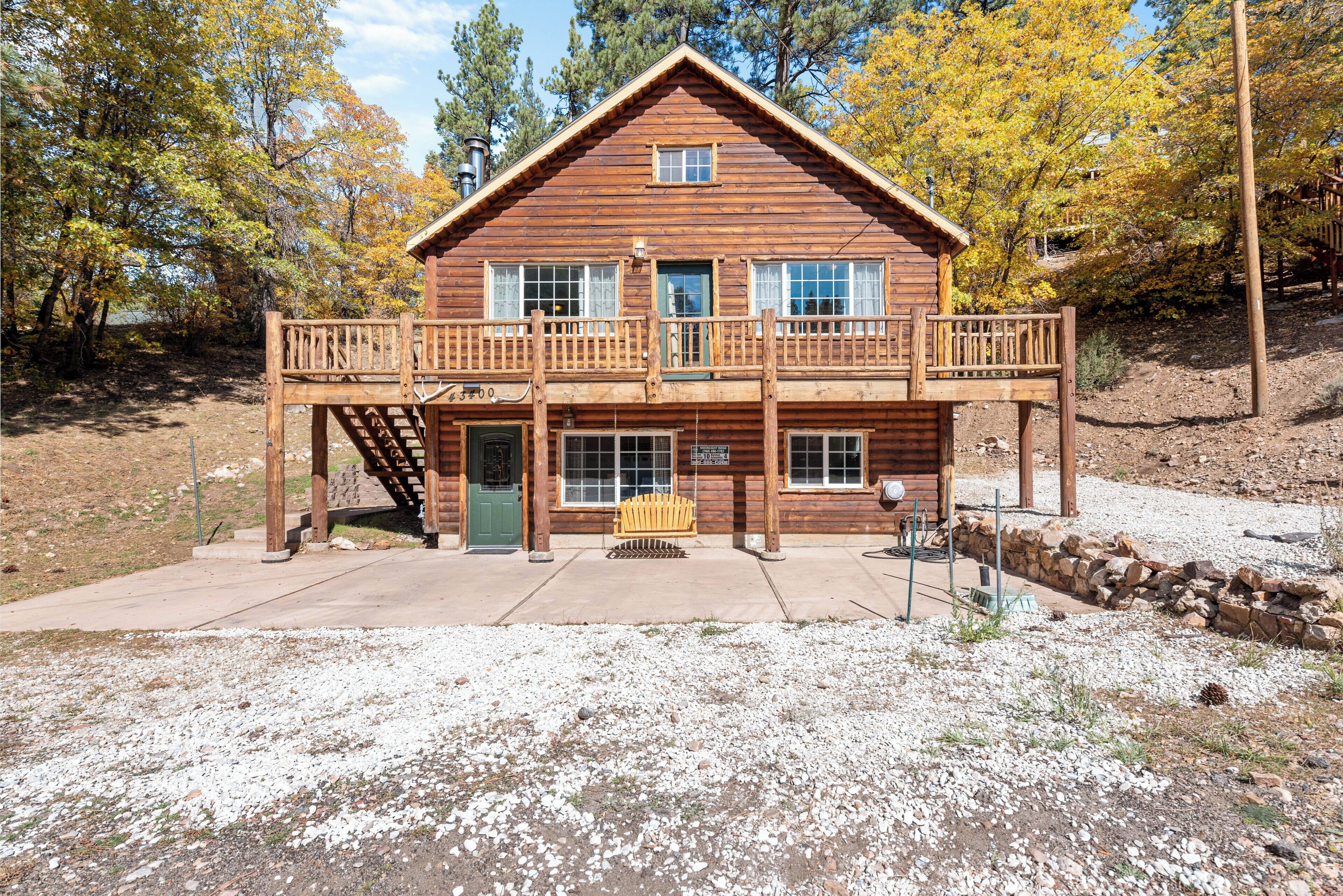 Vista frontal de la propiedad