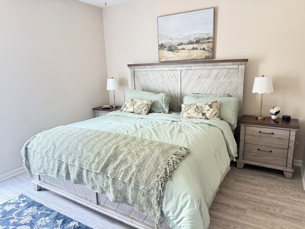 2 habitaciones, tabla de planchar con plancha, wifi y ropa de cama 