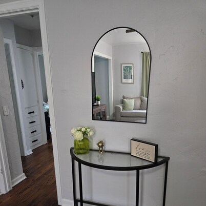 Cottage on 15th-Charming 2 Bedroom, Cottage on 15th-Charming 2 Bedroom