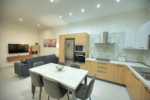 Fridge, microwave, oven, dishwasher