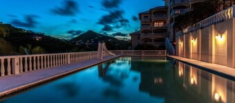 Cozy 2-bedroom condo with AC, fitness room in lovely Dawn Beach