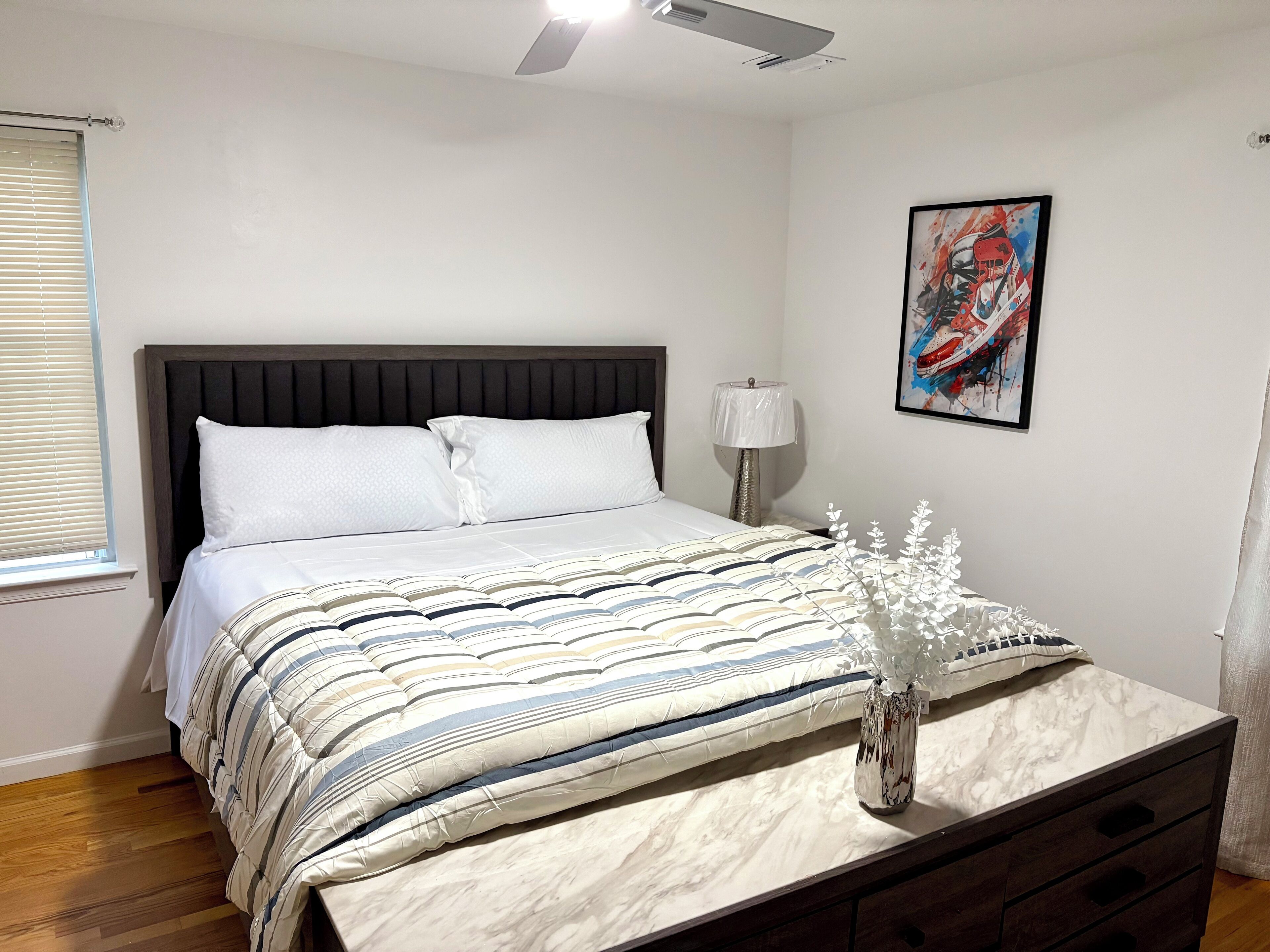 2 bedrooms, WiFi, bed sheets