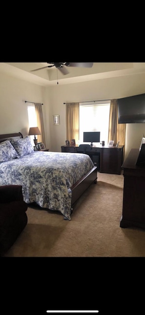 4 habitaciones, tabla de planchar con plancha y wifi gratis 