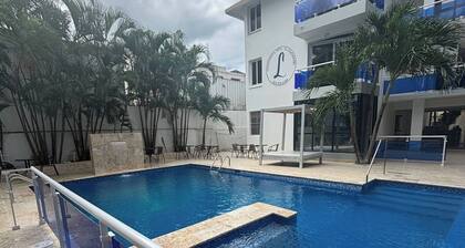 Room-appartement Facing the Pool in the