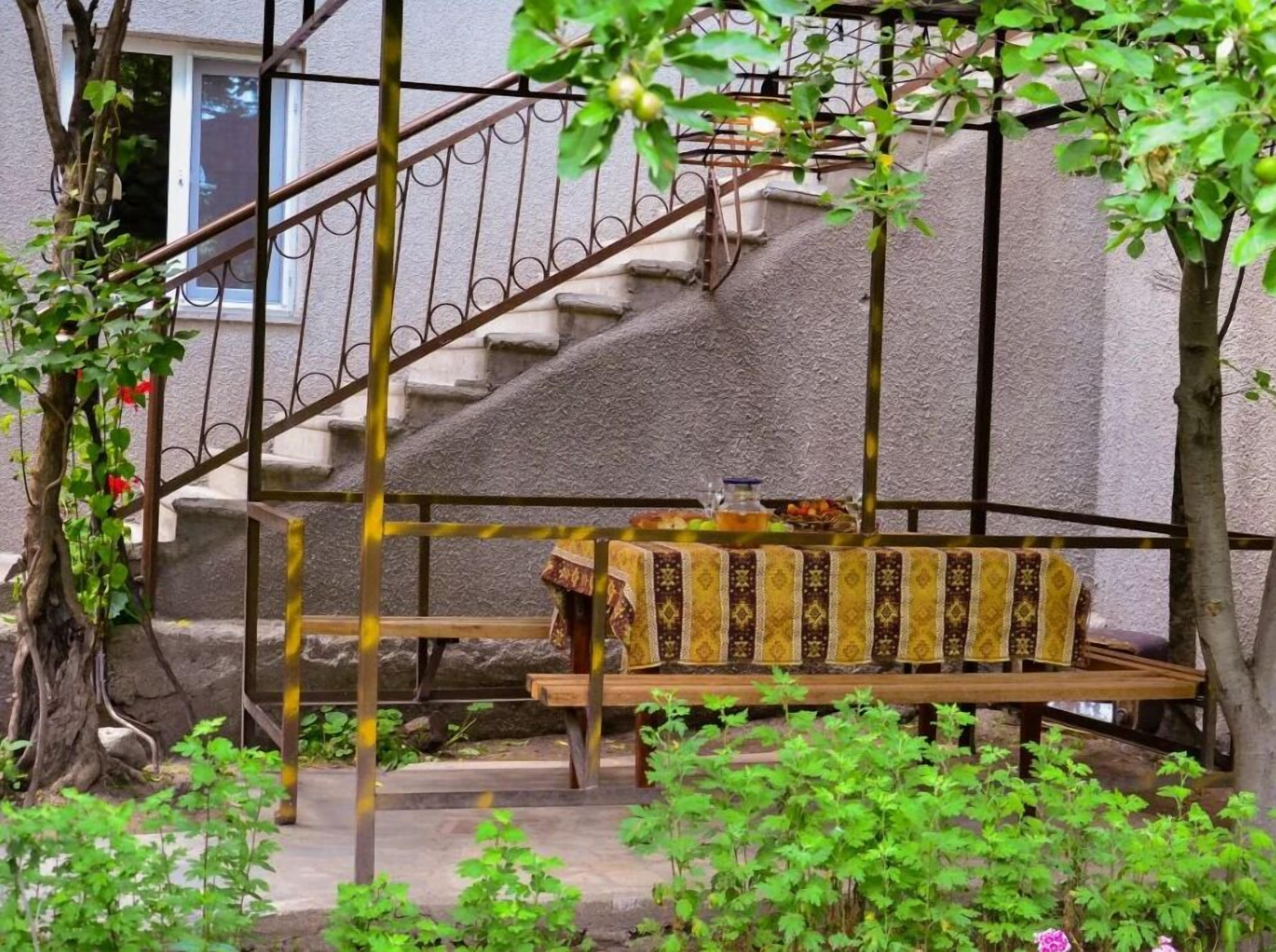 Πρόσοψη καταλύματος