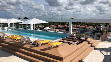 In-room safe, blackout curtains, iron/ironing board, free WiFi