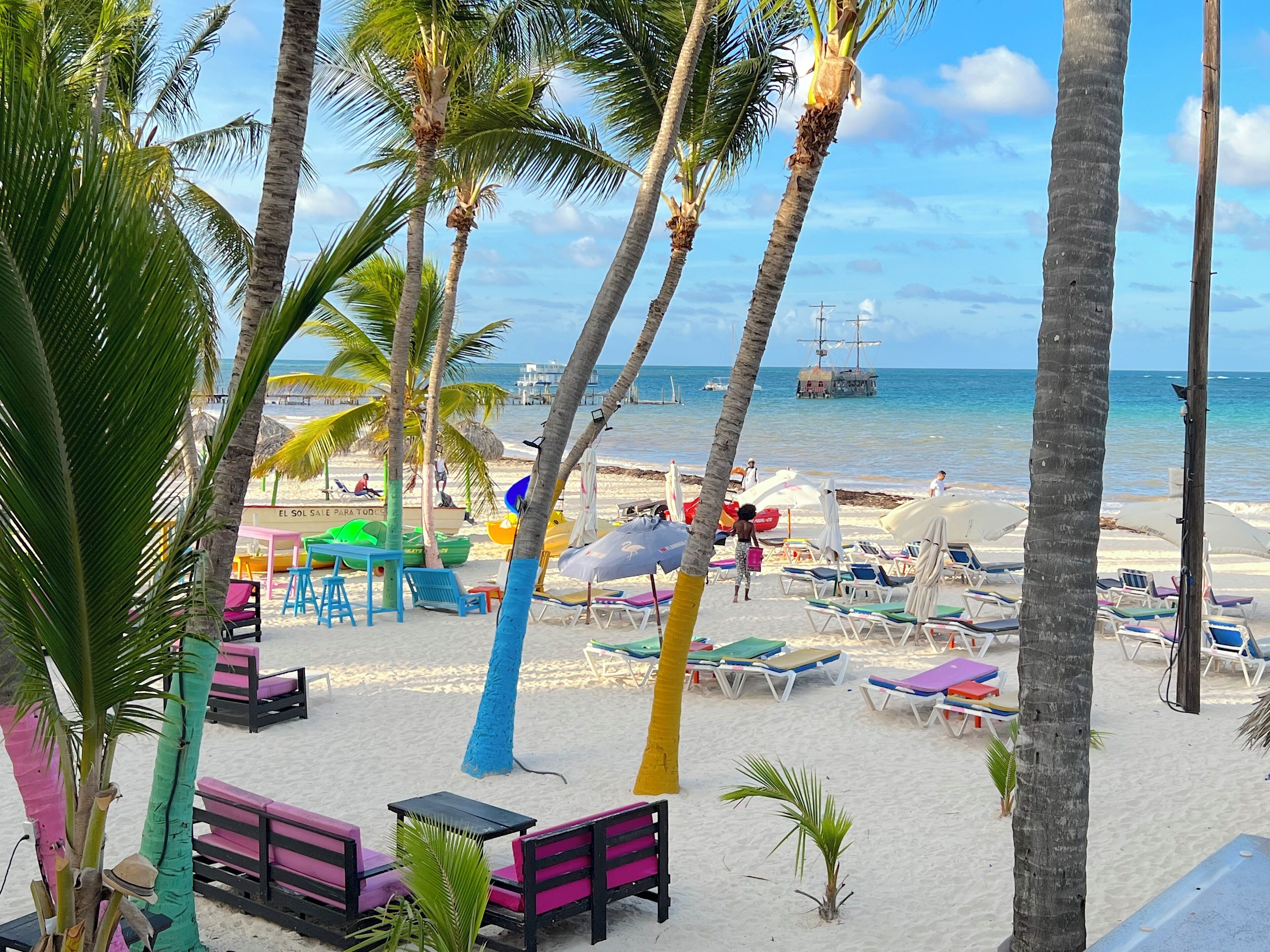 Foto - SERENARA SUITES with ROOFTOP POOL - LOS CORALES BEACH