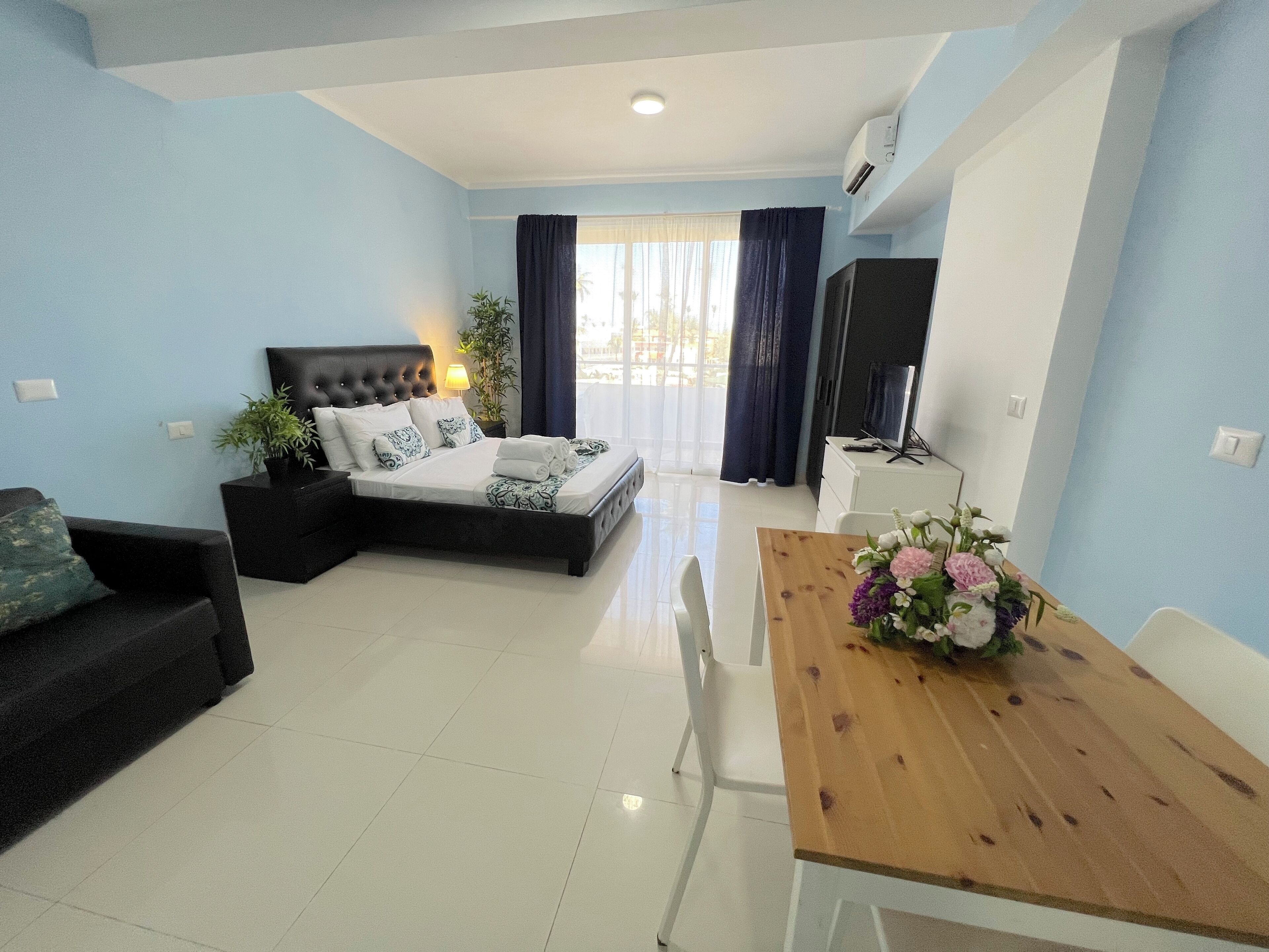 Foto - SERENARA SUITES with ROOFTOP POOL - LOS CORALES BEACH