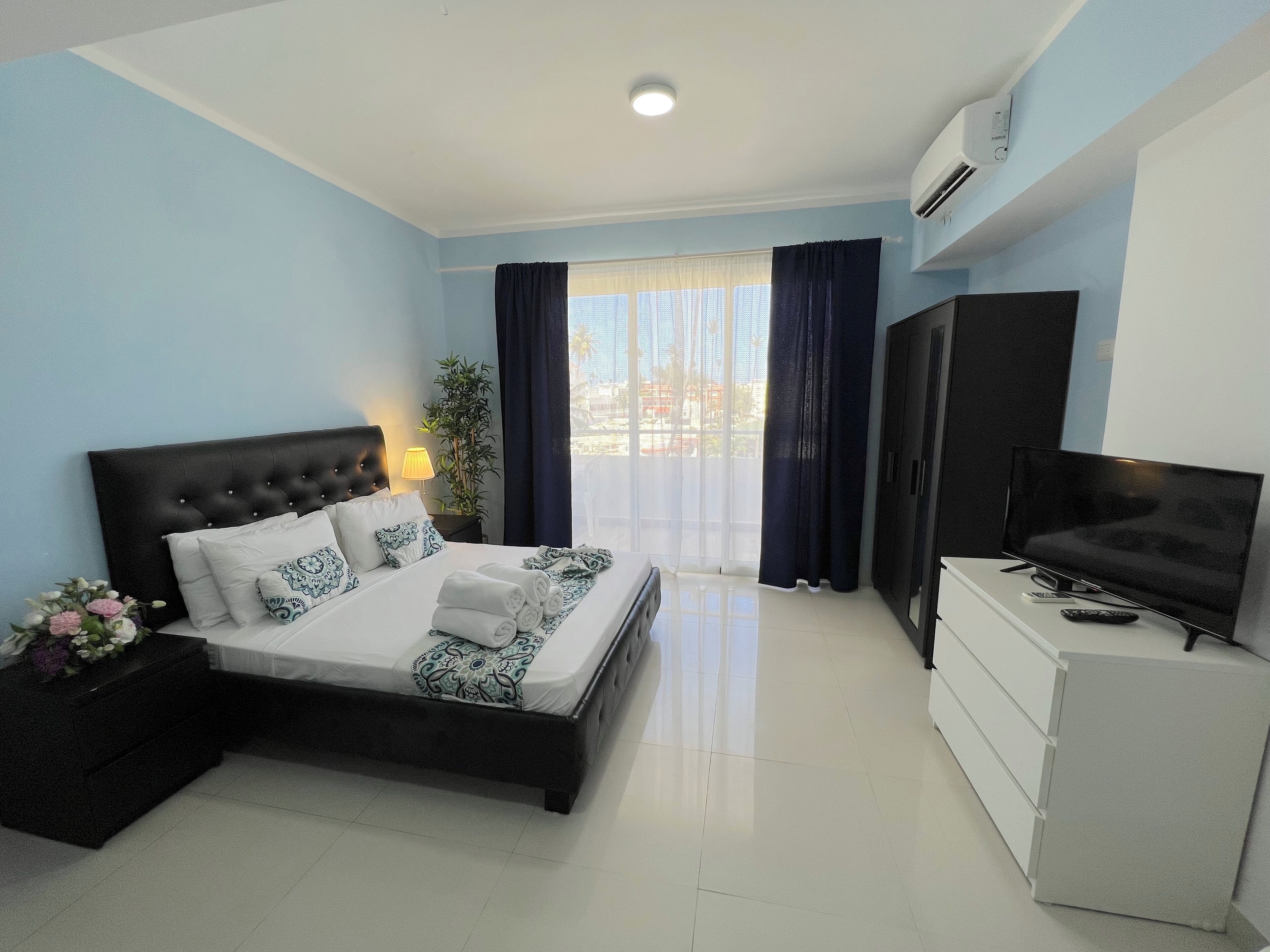 Foto - SERENARA SUITES with ROOFTOP POOL - LOS CORALES BEACH