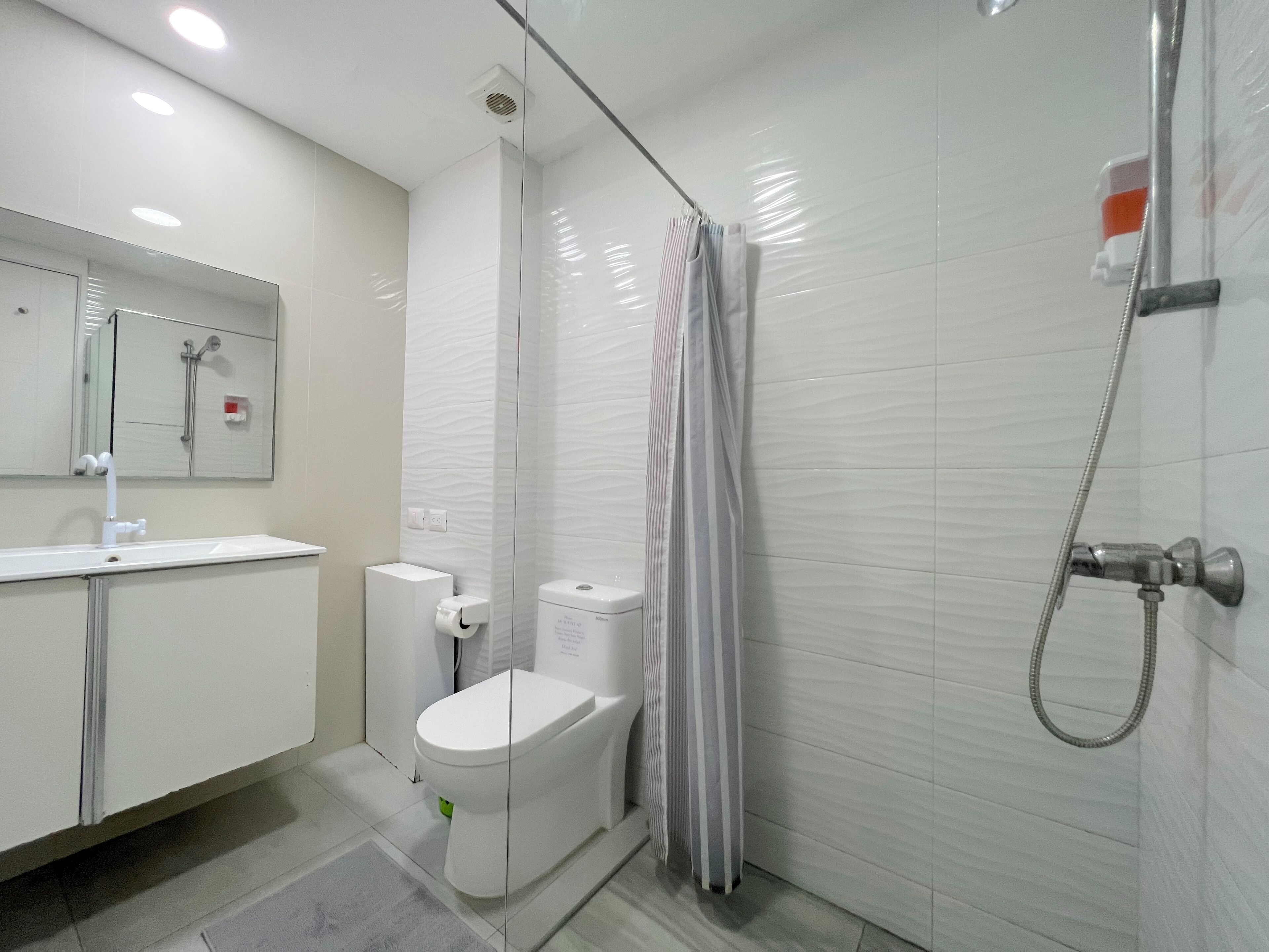 Foto - SERENARA SUITES with ROOFTOP POOL - LOS CORALES BEACH