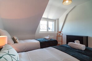 3 chambres, fer et planche à repasser, Wi-Fi gratuit, draps fournis
