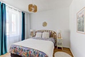 2 chambres, fer et planche à repasser, accès au Wi-Fi (inclus)