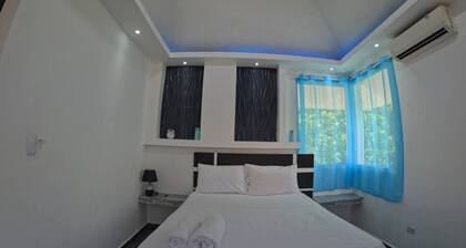 Room-condo With Private Balcony in the h