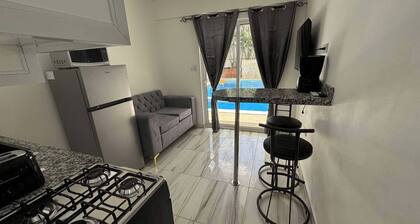 Room-studio Facing the Pool in the Heart
