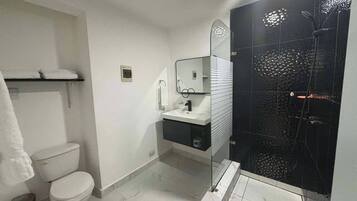 Kamar, 1 kamar tidur, akses difabel, Boleh Merokok | Kamar mandi